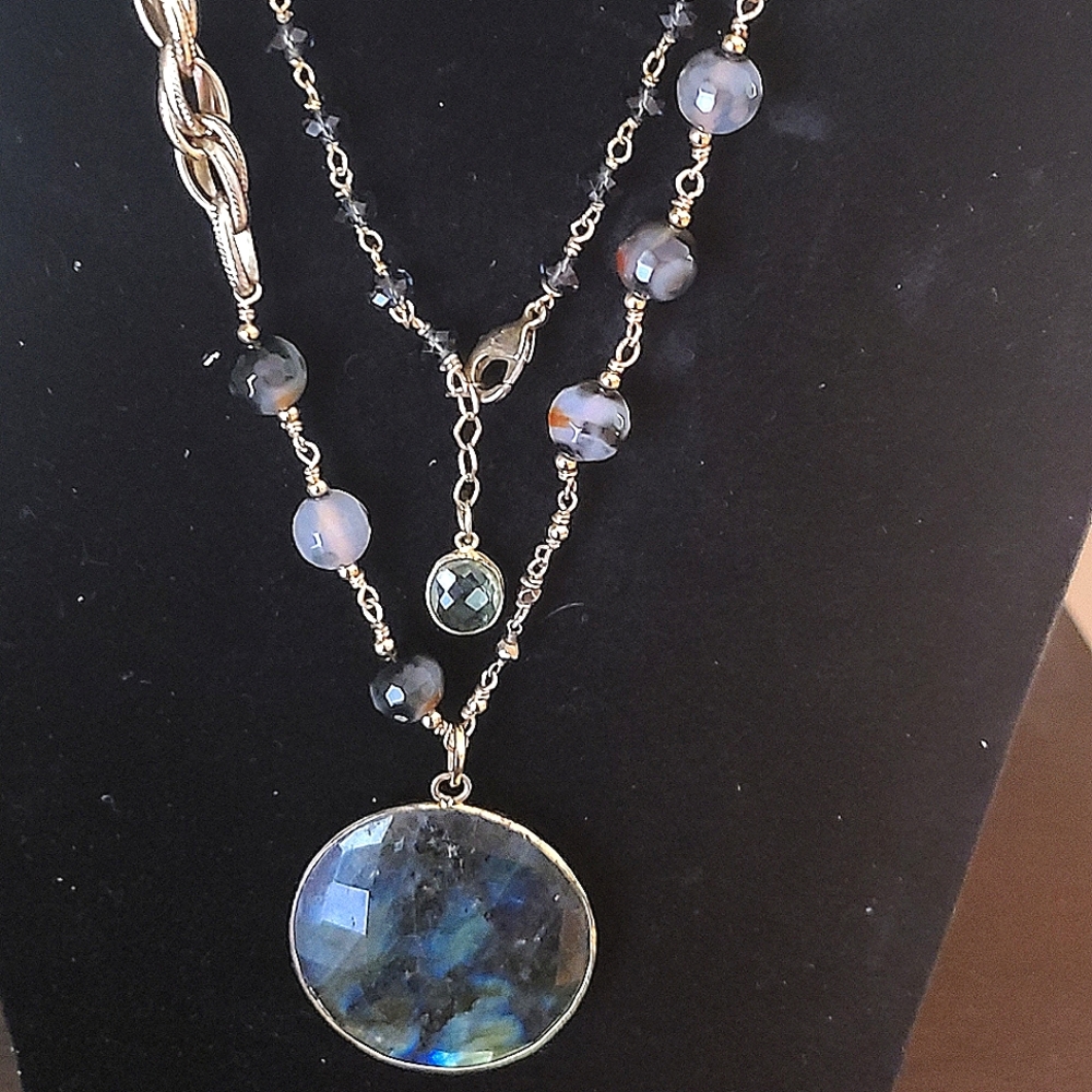 Necklace - Picture 2 of 4